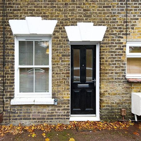 Vila Sittingbourne Terrace Exteriér fotografie